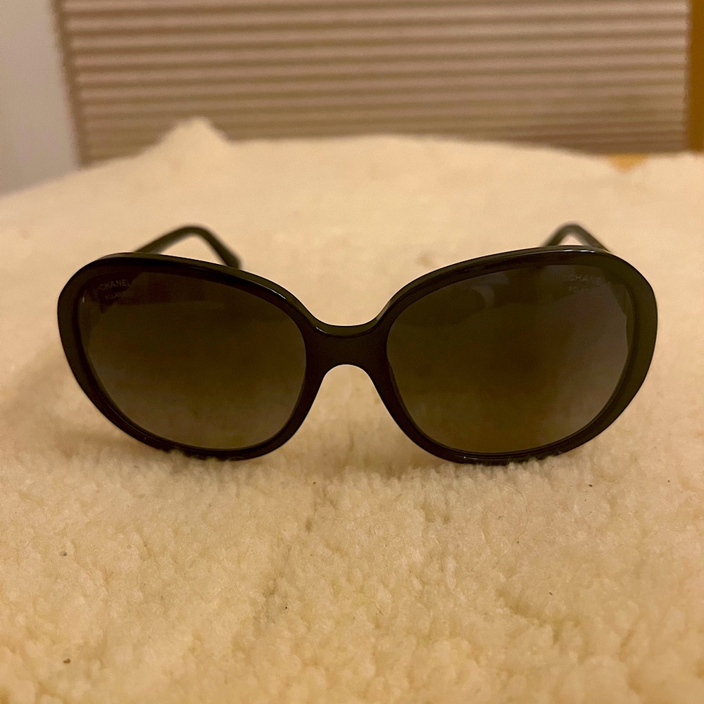 Sunglasses 🕶️